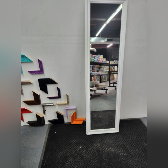Beautiful custom made mirror with a white wood frame 😍 - Picture 5 of 5